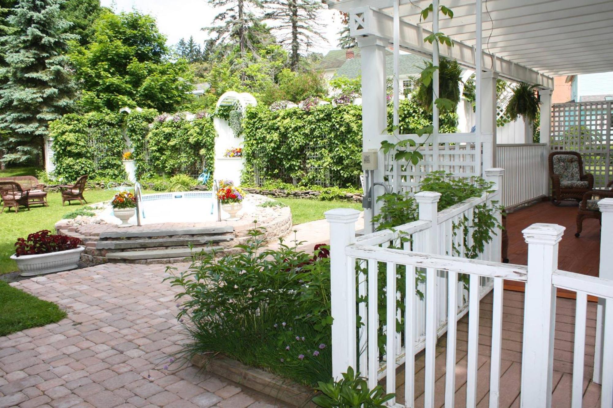 The White House Inn Cooperstown Exterior photo